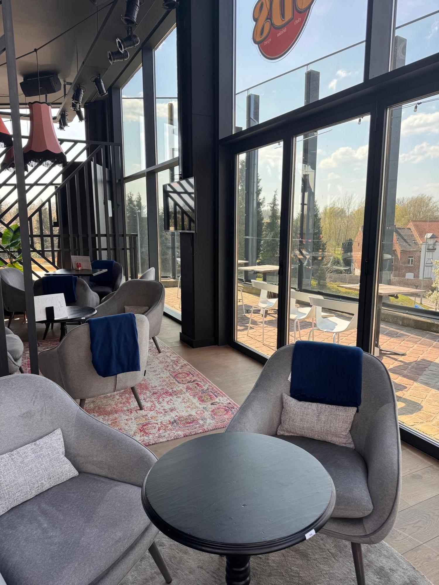 Hotel Stayen Sint-Truiden Eksteriør billede